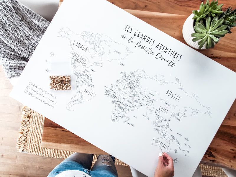 DIY décor voyage : comment fabriquer une carte du monde pour épingler à partir de votre toile personnalisée